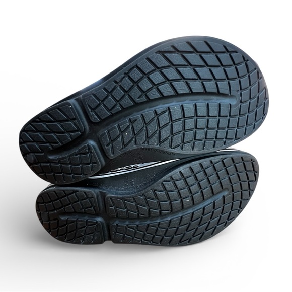 ⭐️ OOFOS Oomega OoLala Luxe Thong sandal flip flop - Calypso size 10 - Picture 9 of 10